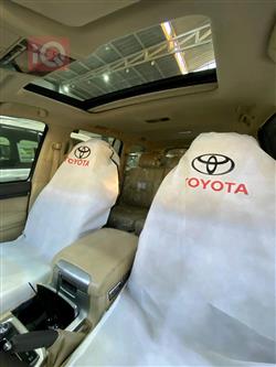 تۆیۆتا لاند کروزەر